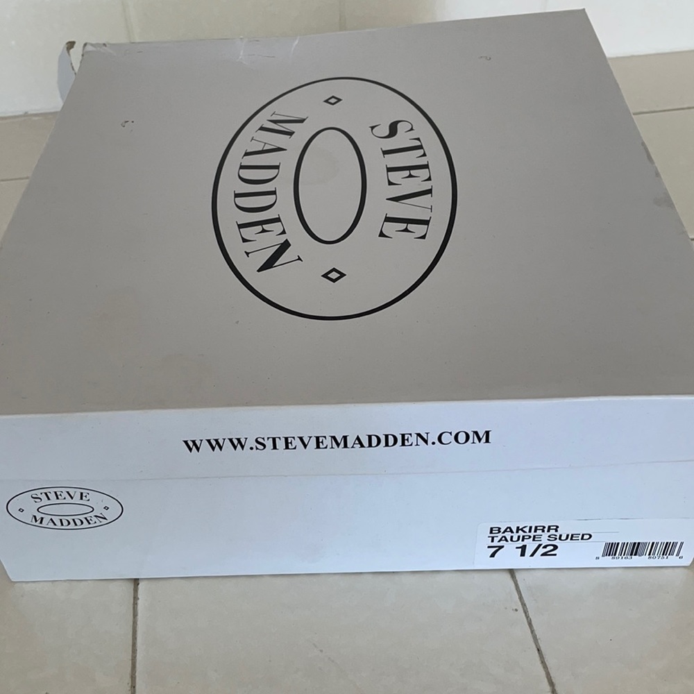 Brand new size w/ tags and box Steve Madden shoes
